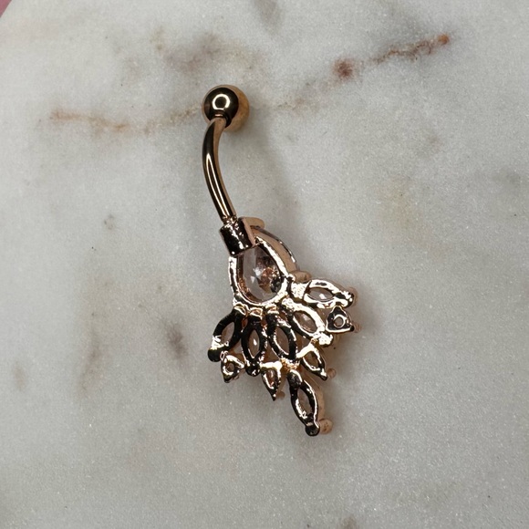 Belly Button Ring - Picture 5 of 7